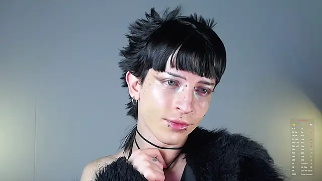 Snapshot of succubot chatting on 11.28.25 succubot online show from 11.28.25