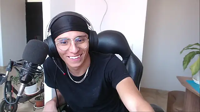 jay dimarco2 online show from 02.09.26