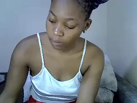 Snapshot of _Becky002 chatting on 02.24.25 Becky002 online show from 02.24.25