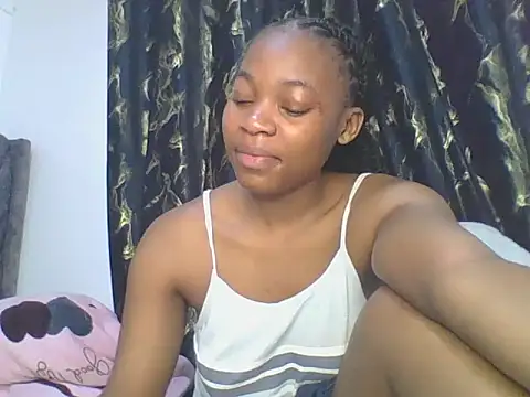 Snapshot of _Becky002 chatting on 09.24.25 Becky002 online show from 09.24.25