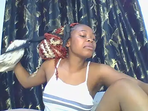 Snapshot of _Becky002 chatting on 10.16.25 Becky002 online show from 10.16.25