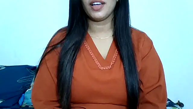 Snapshot of sparkling_queen chatting on 03.20.25 sparkling queen online show from 03.20.25