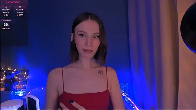 ellaamber online show from 02.06.25