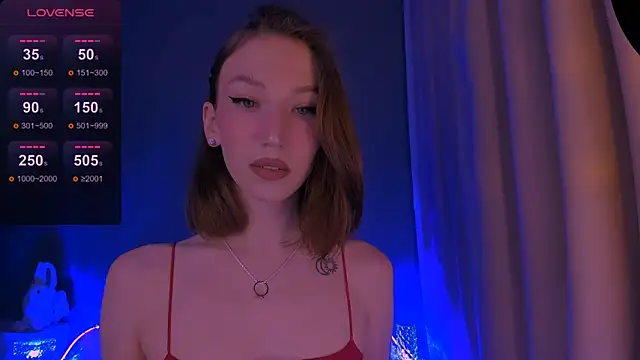 ellaamber online show from 11.26.25