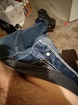 A man in public online show from 09.30.25