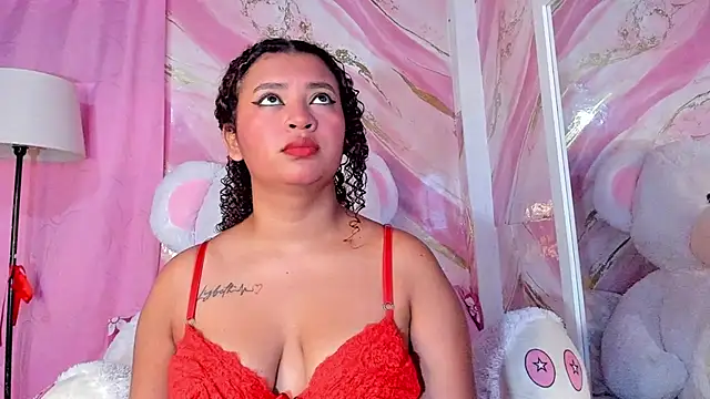 Snapshot of JessyZoe chatting on 05.28.26 JessyZoe online show from 05.28.26