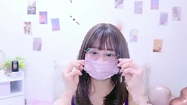 Snapshot of chihiro_ri chatting on 02.22.26 chihiro ri online show from 02.22.26