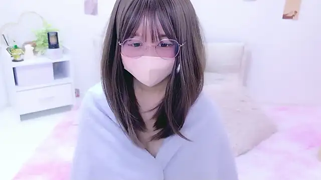 Snapshot of chihiro_ri chatting on 03.13.26 chihiro ri online show from 03.13.26