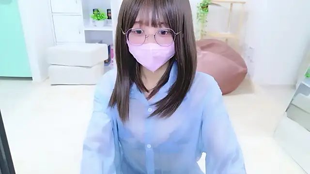 Snapshot of chihiro_ri chatting on 06.28.26 chihiro ri online show from 06.28.26