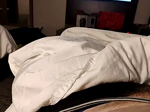 Snapshot of eatmywhiteass chatting on 03.19.25 eatmywhiteass online show from 03.19.25