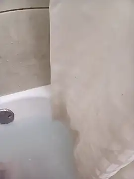 eatmywhiteass online show from 04.21.26