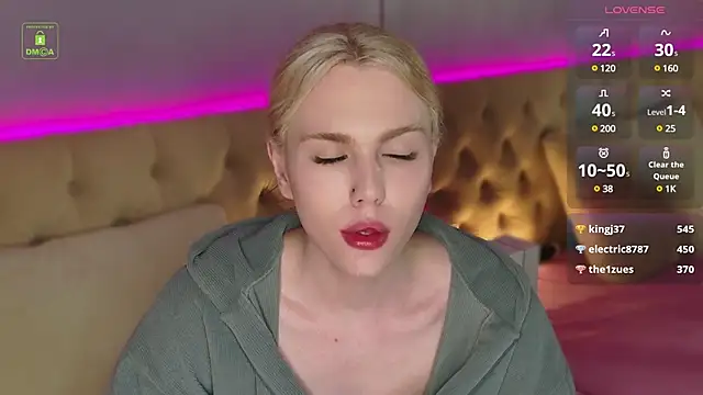 Snapshot of DanielPaige_ chatting on 01.10.25 DanielPaige online show from 01.10.25