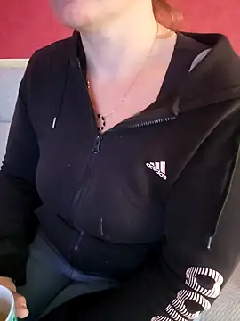 cruellaculdenfer67 online show from 10.17.25