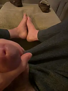 Feettlover69 online show from 05.18.26