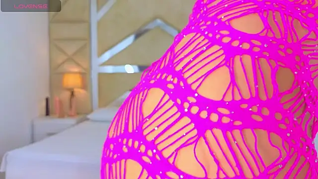 Snapshot of Tiphani_walker_ chatting on 11.02.25 Tiphani walker online show from 11.02.25