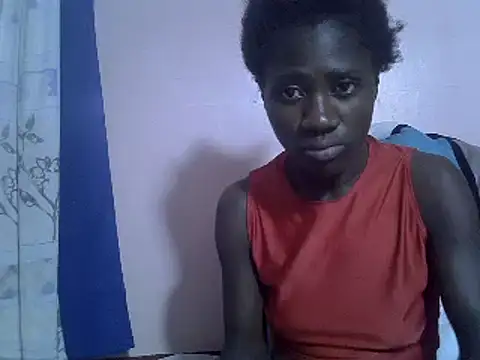 Snapshot of Petite_rider chatting on 02.11.25 Petite rider online show from 02.11.25