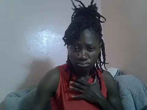 Snapshot of Petite_rider chatting on 03.21.25 Petite rider online show from 03.21.25