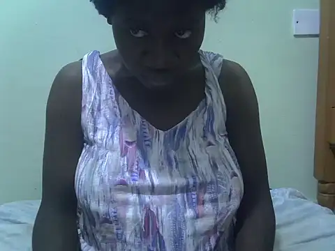 Snapshot of Petite_rider chatting on 09.16.25 Petite rider online show from 09.16.25