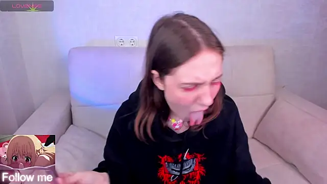 Snapshot of Kvetachka chatting on 02.11.25 Kvetachka online show from 02.11.25