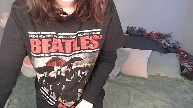 Mini Diva online show from 01.05.25