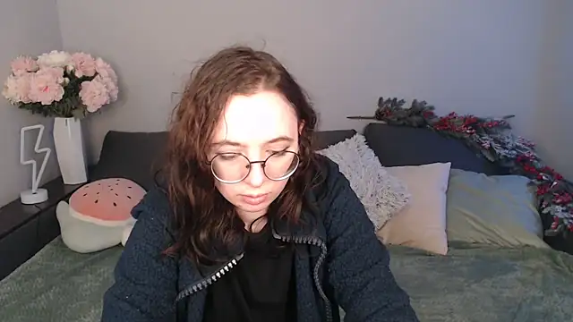 Mini Diva online show from 01.12.25