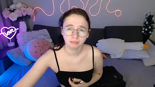 Mini Diva online show from 04.01.26