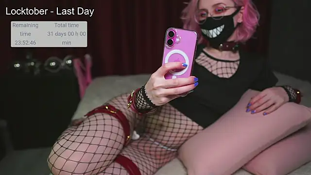 Snapshot of Ruby_x_Jaxon chatting on 10.31.25 Ruby x Jaxon online show from 10.31.25