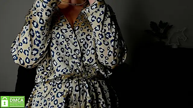 Snapshot of annakillianox chatting on 11.23.25 annakillianox online show from 11.23.25