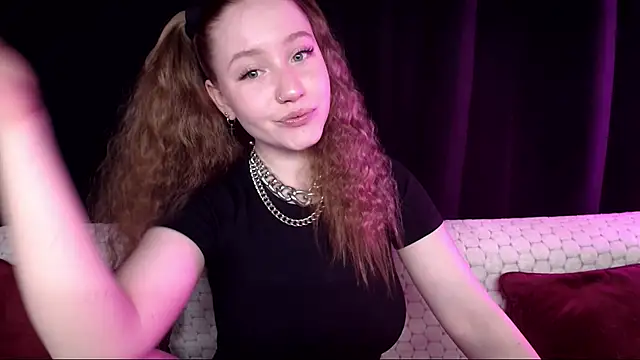 Snapshot of SindiWatsoon chatting on 02.28.25 SindiWatsoon online show from 02.28.25