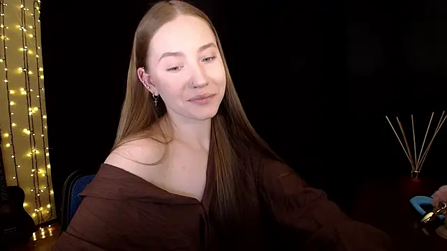 SindiWatsoon online show from 03.25.26