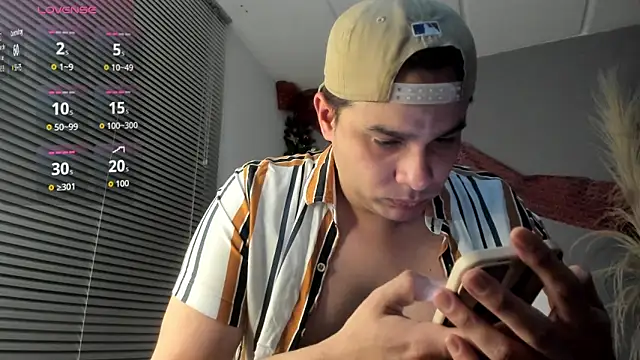 Latin boy surprisee online show from 01.15.26