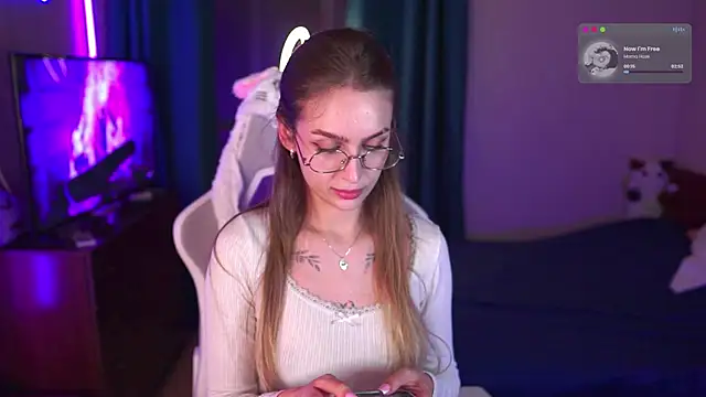 Kamila icee online show from 11.14.25