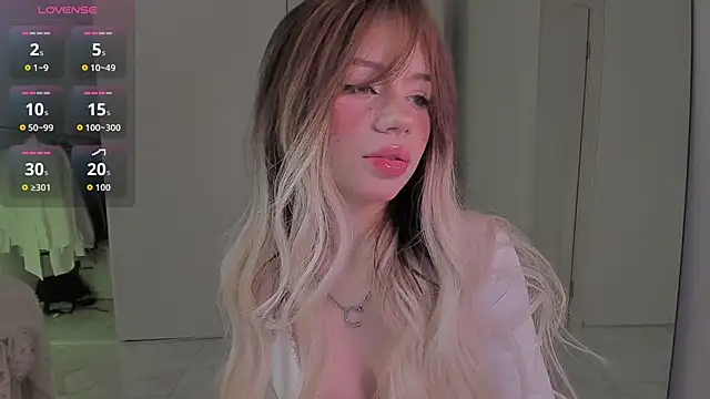 KellyBarton online show from 11.17.25