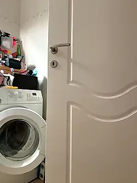 onbifeet online show from 10.31.25