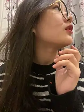 Krixxi22 online show from 01.18.25