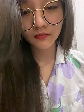 Krixxi22 online show from 03.20.25