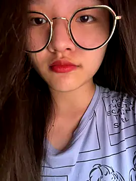 Krixxi22 online show from 09.23.25