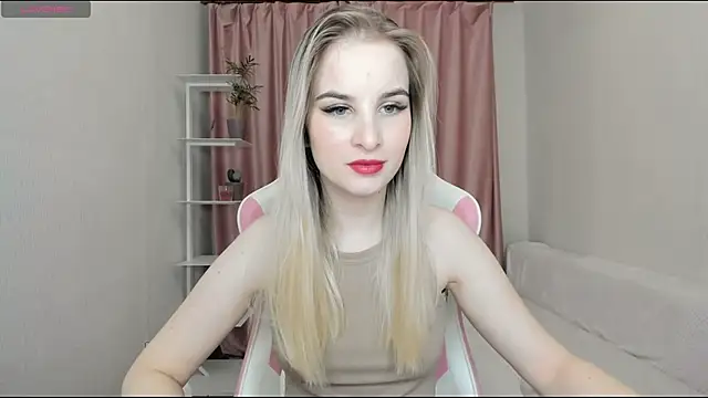 MiraSpaceGirl online show from 12.04.24