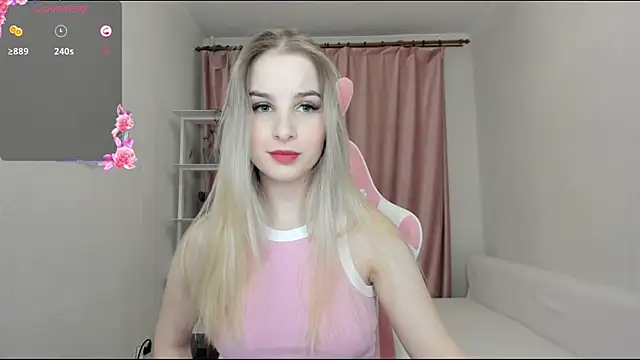 MiraSpaceGirl online show from 01.05.25