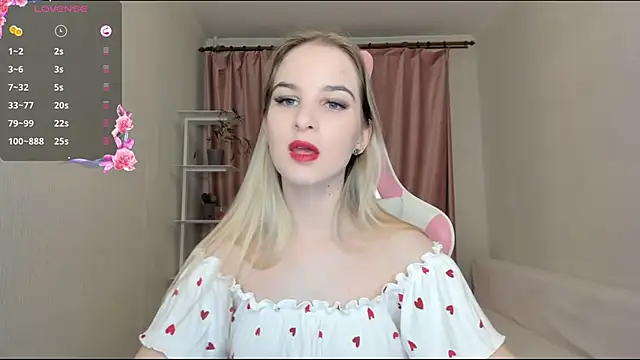 MiraSpaceGirl online show from 01.10.25