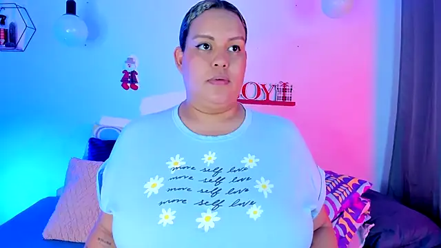 Snapshot of monicabbw_ chatting on 12.27.24 monicabbw online show from 12.27.24