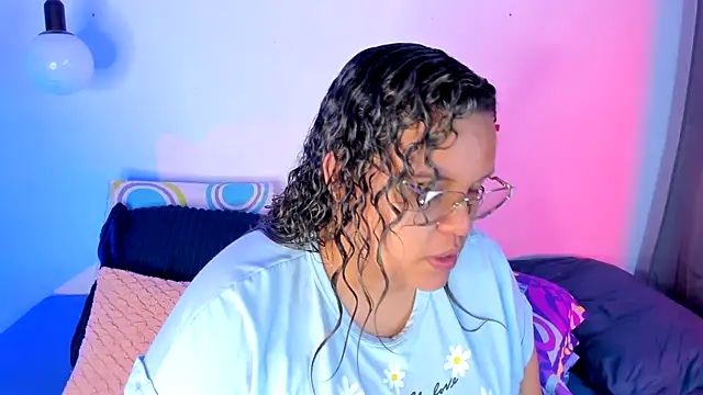 Snapshot of monicabbw_ chatting on 01.21.25 monicabbw online show from 01.21.25