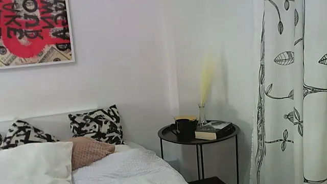 LuanaDess online show from 12.18.24