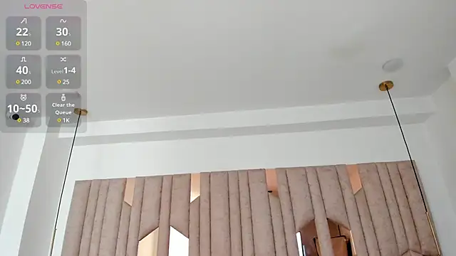 Snapshot of 1m_valery chatting on 03.14.25 1m valery online show from 03.14.25