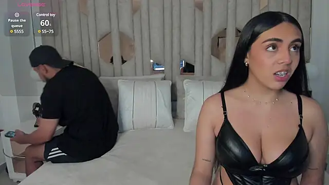 Snapshot of 1m_valery chatting on 03.20.25 1m valery online show from 03.20.25