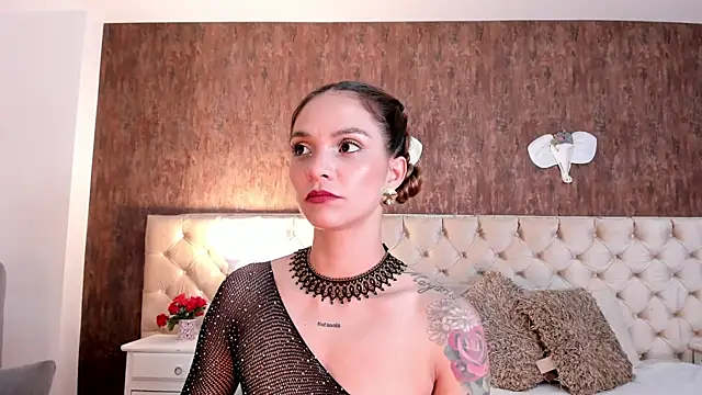 Snapshot of MeganLorensx chatting on 05.26.26 MeganLorensx online show from 05.26.26