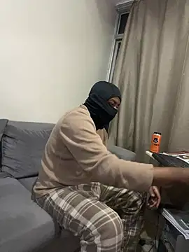 Snapshot of jaytee198610 chatting on 04.15.26 jaytee198610 online show from 04.15.26