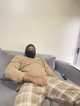 Snapshot of jaytee198610 chatting on 04.16.26 jaytee198610 online show from 04.16.26