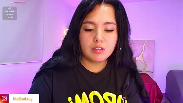 Mellani tay online show from 03.22.25