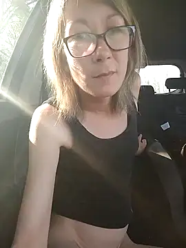 Snapshot of Timide_girl2 chatting on 02.04.25 Timide girl2 online show from 02.04.25